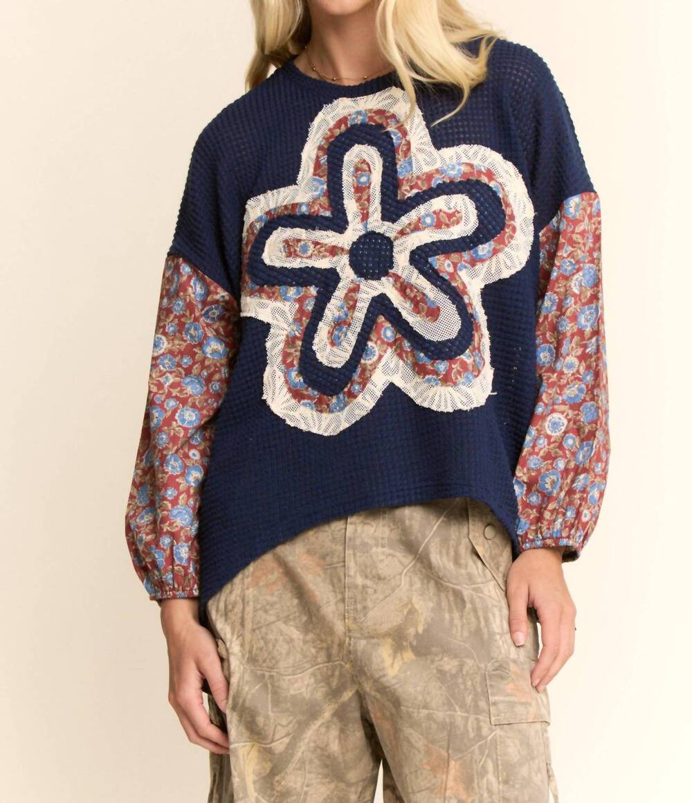 NEW DAVI & DANI waffle knit floral-sleeve top in navy